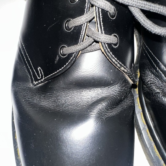 Dr. Doc Martens Mens US 9 Womens US 10 Oxford Smooth Leather Shoes Laces *Flaws* - Picture 14 of 16